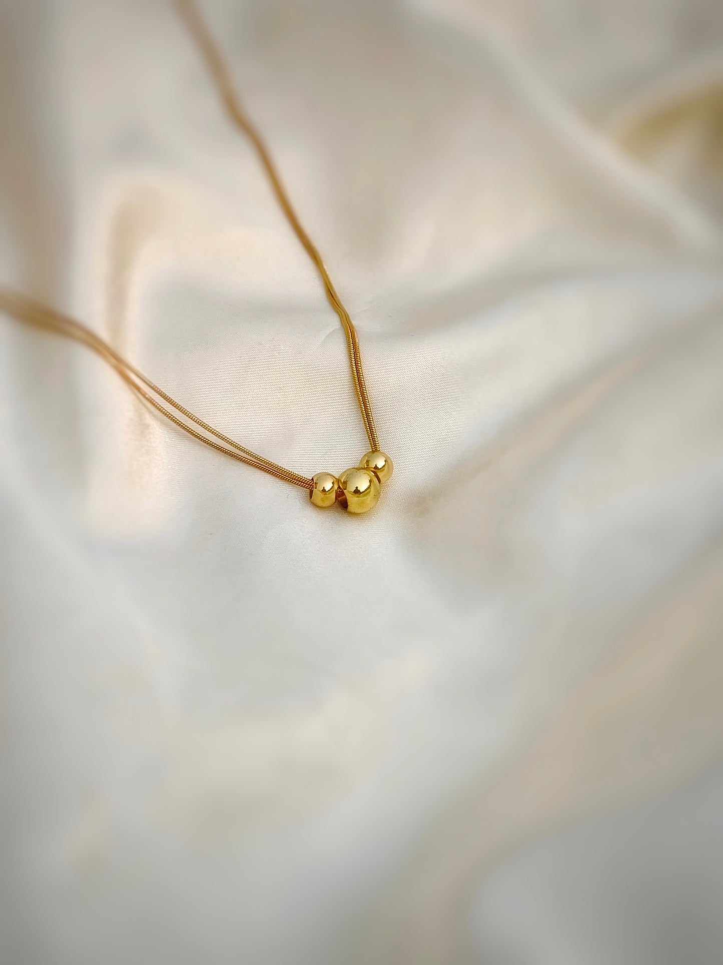 Golden Sphere Trio Pendant – Minimalist Gold Anti-tarnish Pendant