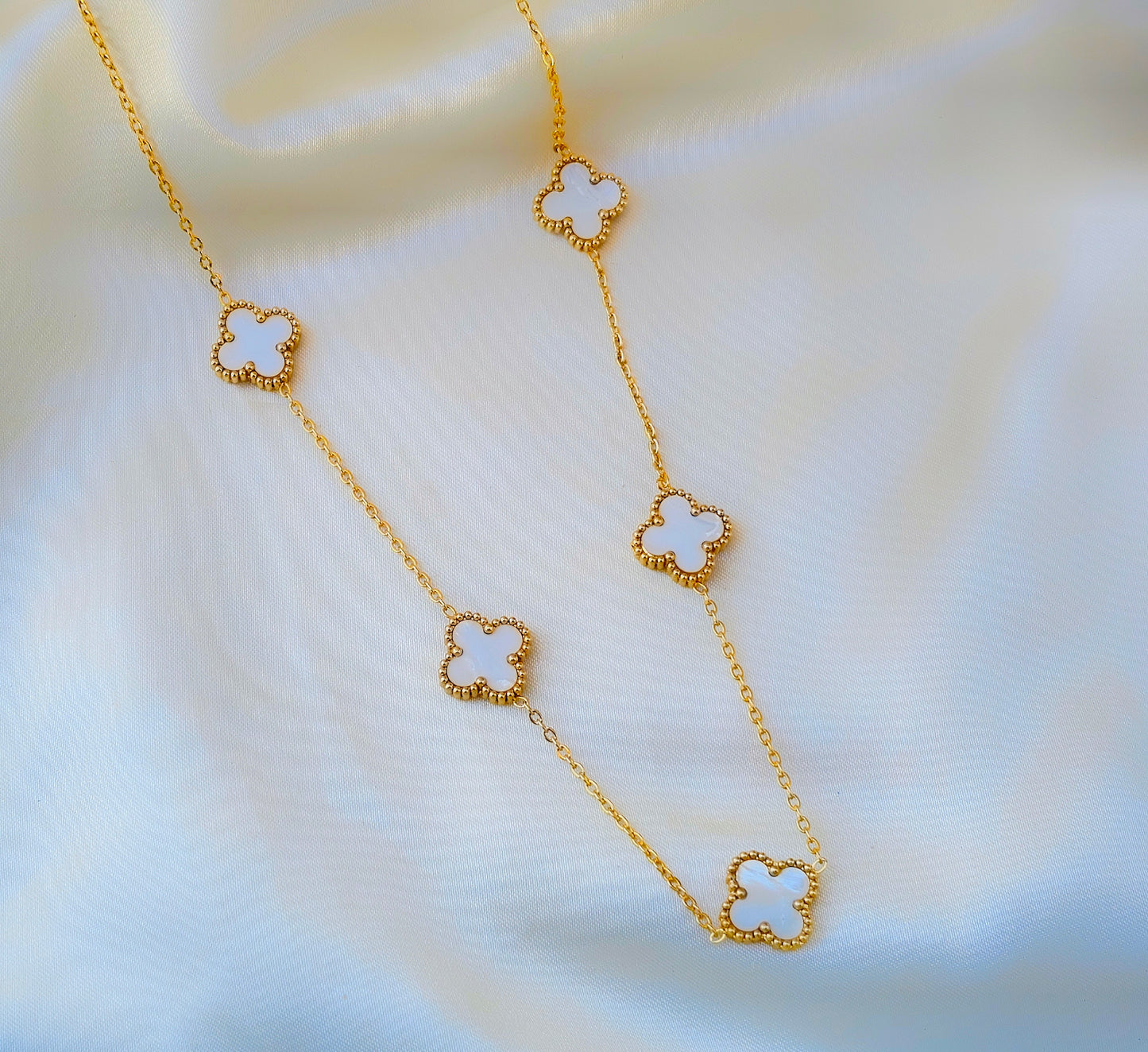 Celestia Pendant – Golden White Clover Luck Pendant