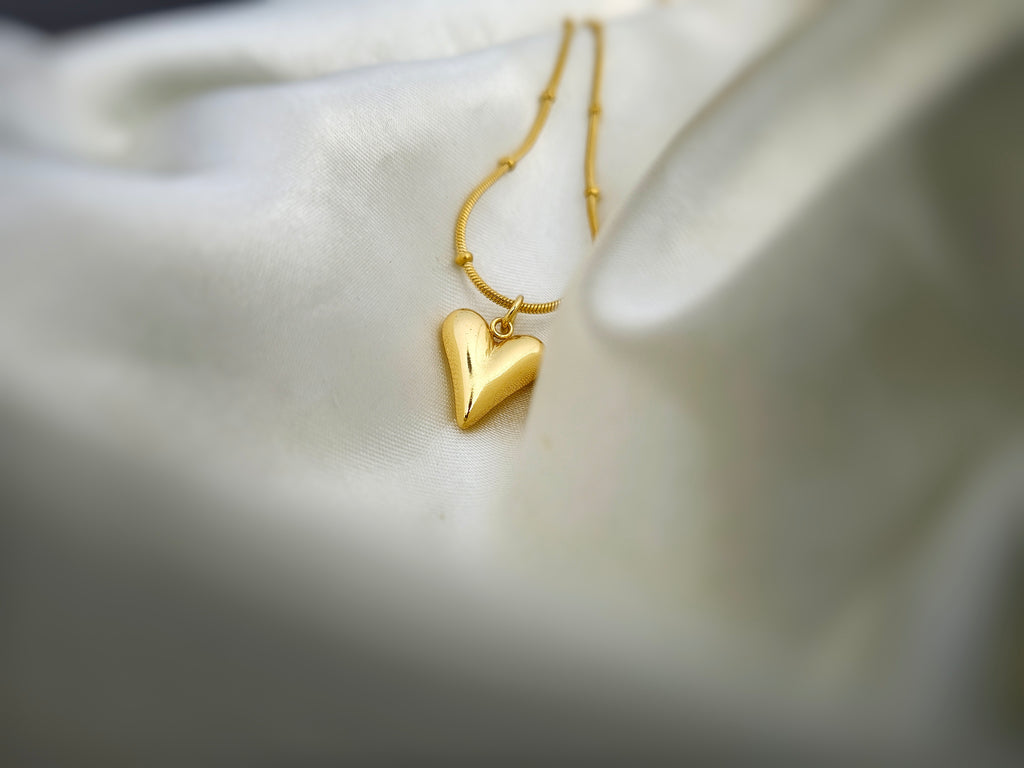 Golden Heart Love  - Elegant Minimal Anti Tarnish Pendant