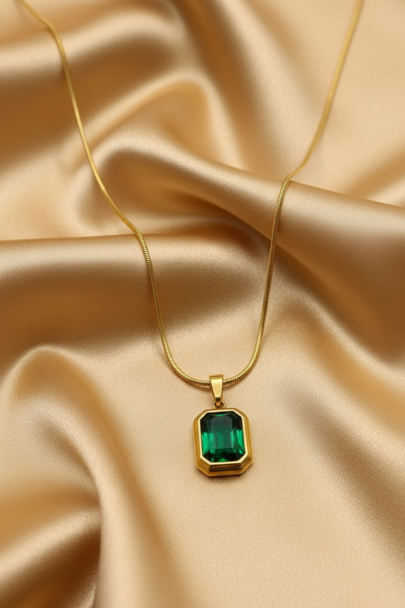 Emerald Pendant - Golden Satin