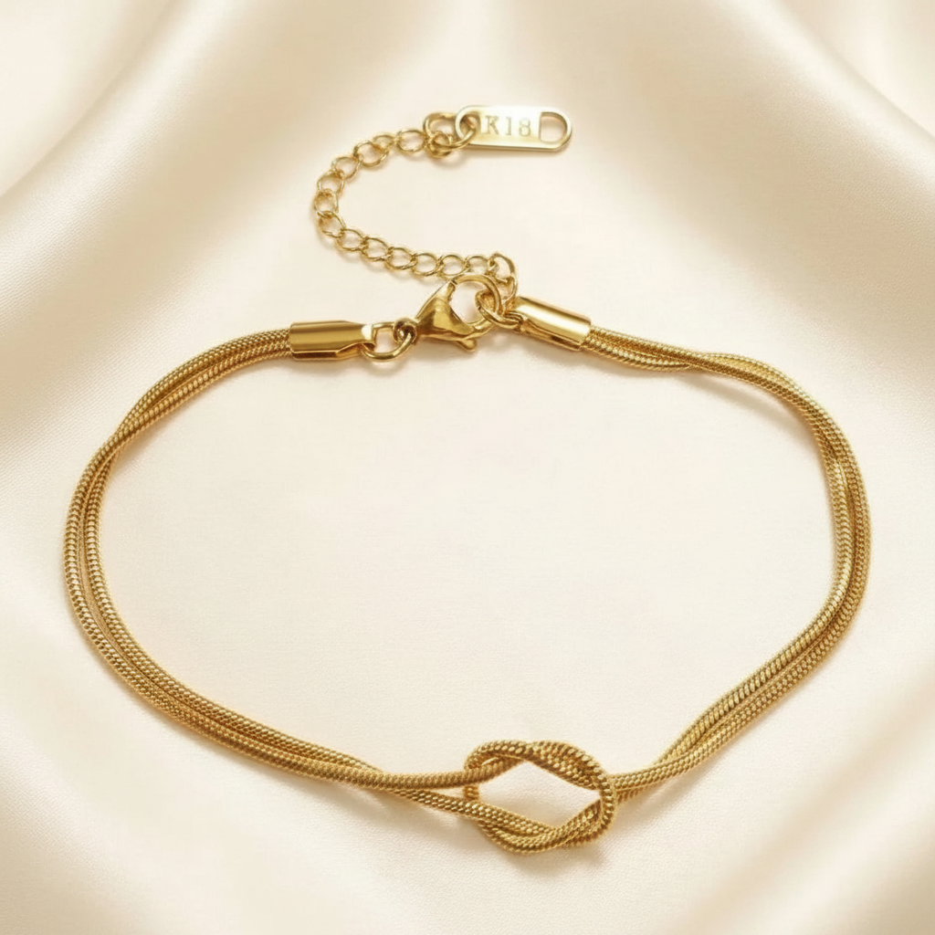 Gold Knot Bracelet – Shiuli Minimal
